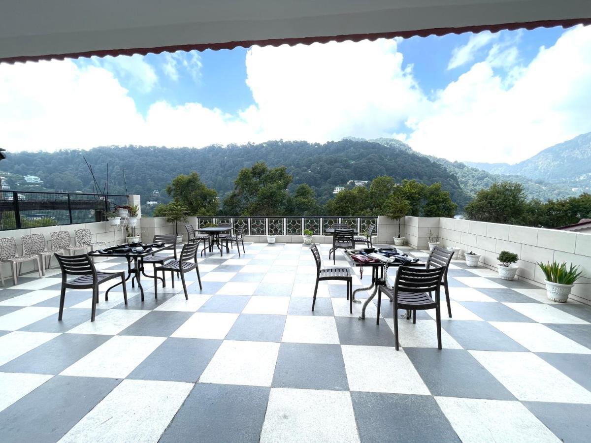 Hotel Prince ! Nainital Mall Road-Prime-Location In-Front-Of-Naini-Lake Hygiene-And-Spacious-Room 외부 사진